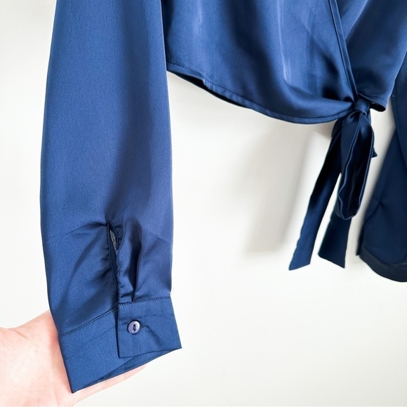 NWOT Missguided Dark Midnight Blue Satin Cropped Wrap Blouse Top - Picture 6 of 9